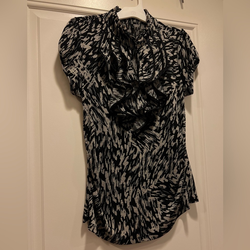 Stylish Black and Gray Women's Peep Hole Top